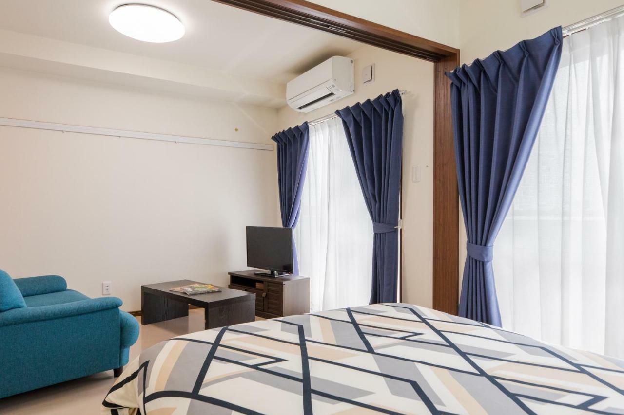 Hotel Mr.Kinjo In Tonoshiro Miyara エクステリア 写真